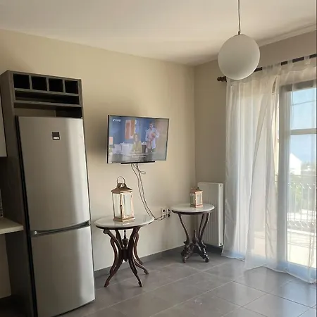 D'Angelo Apartments Apartamento Karavomylos